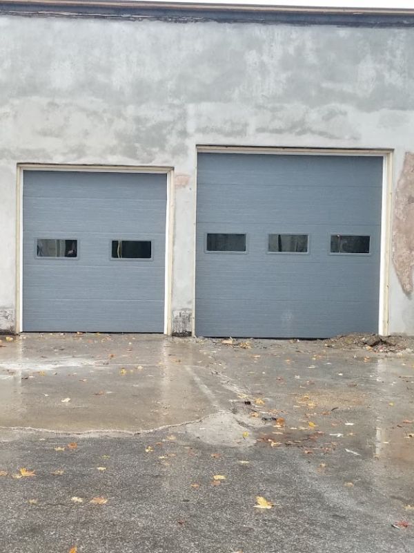 Professional Commercial Garage Door Services Near Me